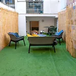New Modern 2 Bedroom Near Policlinico Lägenhet *