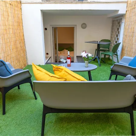 New Modern 2 Bedroom Near Policlinico * Bari